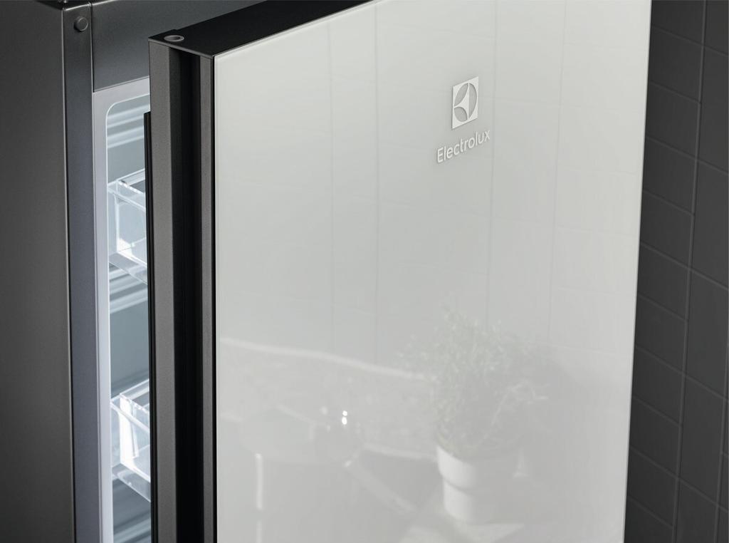 Ledusskapis ELECTROLUX LNT7ME36G2