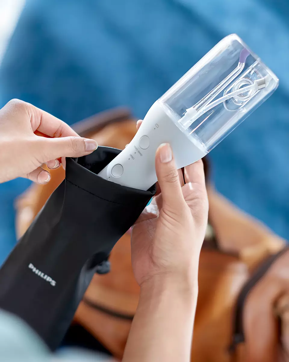 PHILIPS Sonicare Cordless Power Flosser 3000 mutes dobuma irrigators, balts HX3826/31