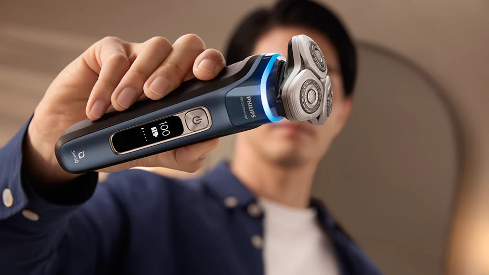 PHILIPS i9000 Prestige Ultra Elektroskuveklis mitrai/sausai skūšanai (lādējams), Mystic Aqua XP9201/33