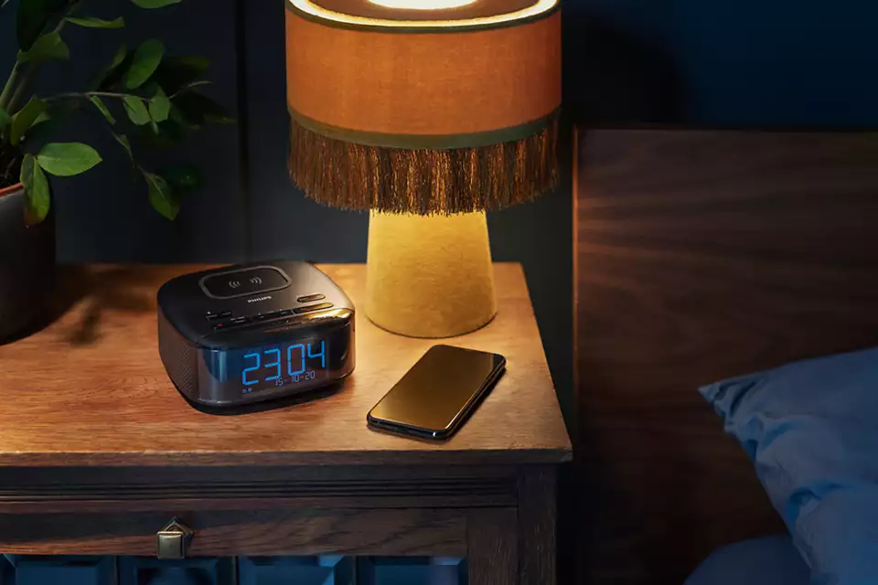 PHILIPS Radio pulkstenis, melns TAR7705/10