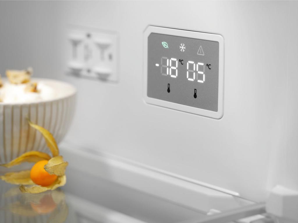 Ledusskapis ELECTROLUX LNT7ME36G2