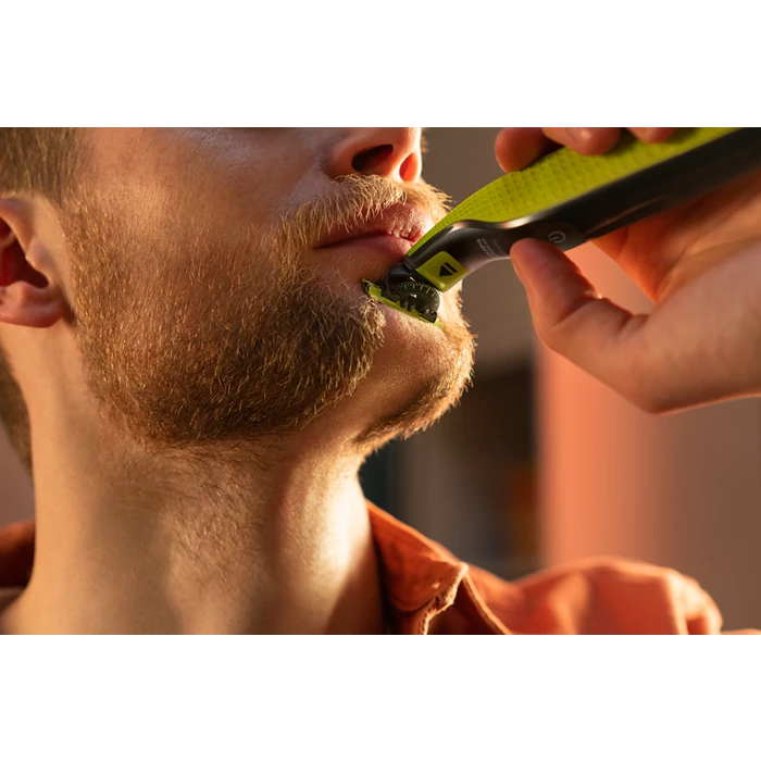 PHILIPS OneBlade 360 skuveklis sejai, zaļš un pelēks ar 3 rugāju ķemmēm QP2724/23