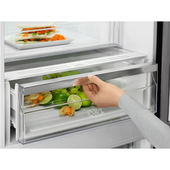 Ledusskapis ELECTROLUX LNT7ME36G2