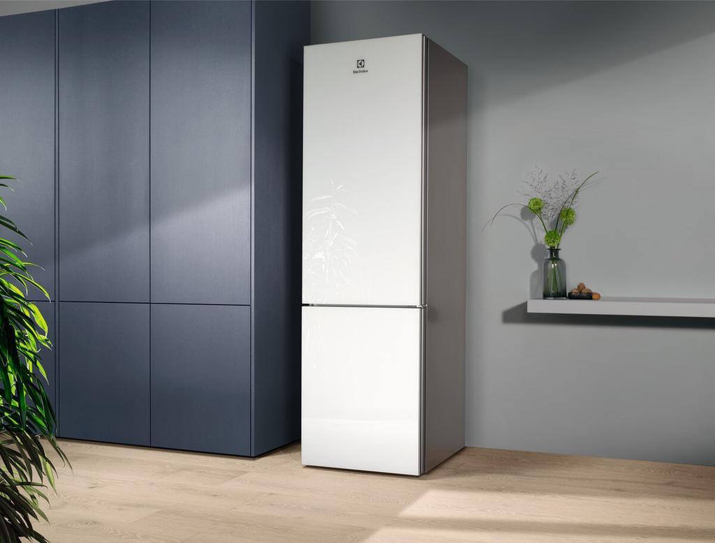 Ledusskapis ELECTROLUX LNT7ME36G2