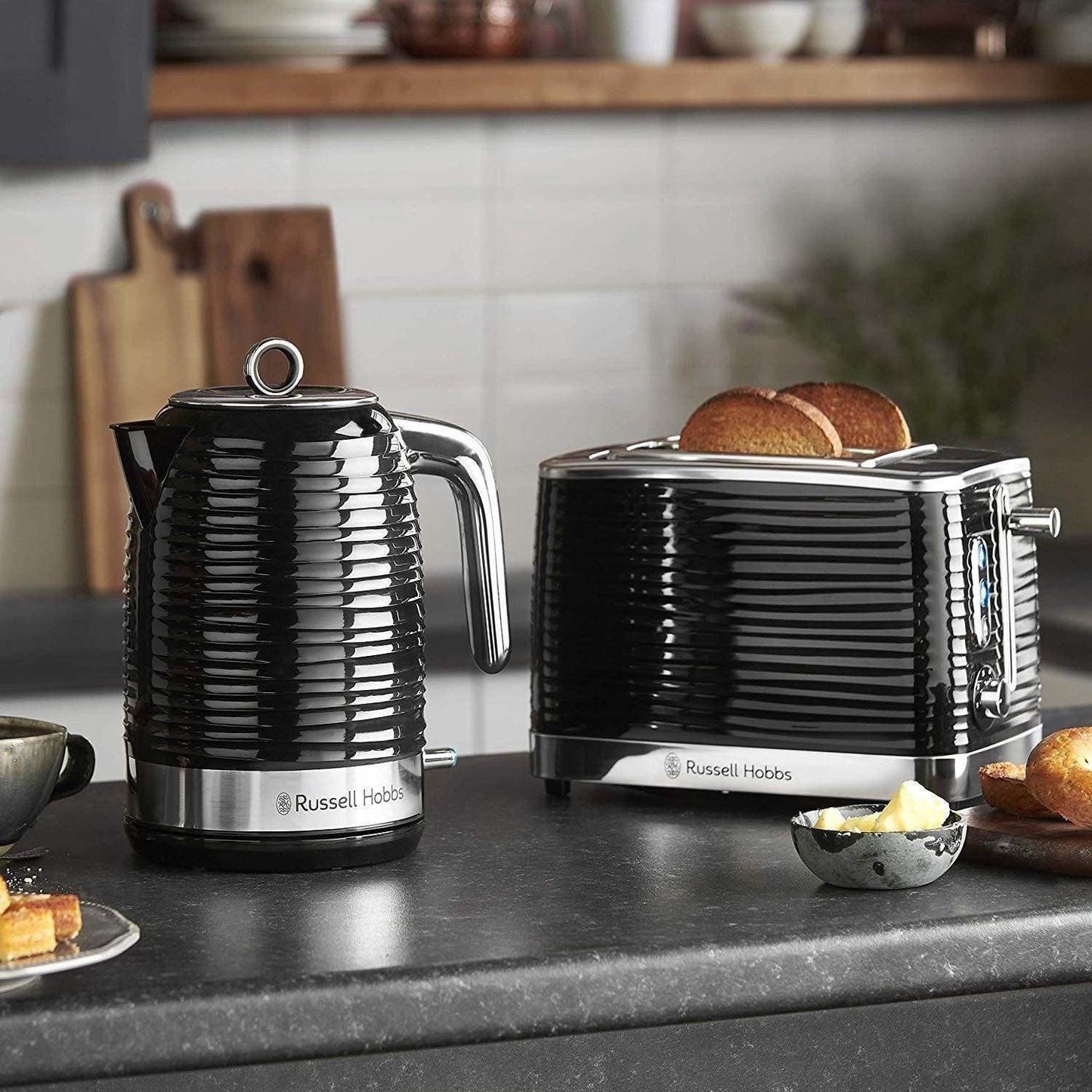 Tējkanna RUSSELL HOBBS 24361-70 Inspire Black - DomoTehnika