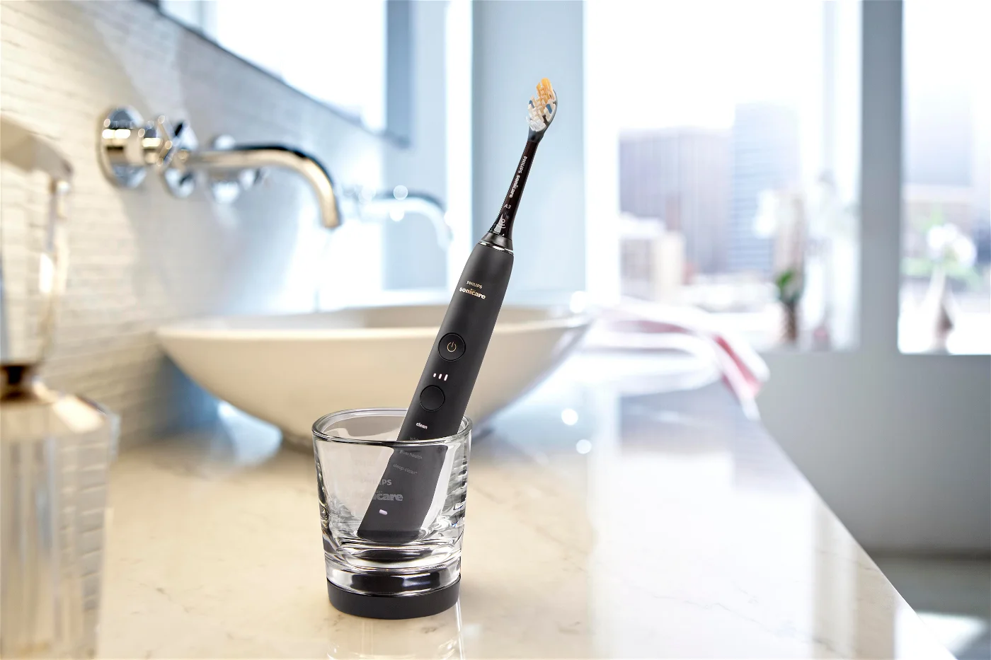 Sonicare zobu birste DiamondClean 9000 ar īpašu lietotni, melna HX9911/17
