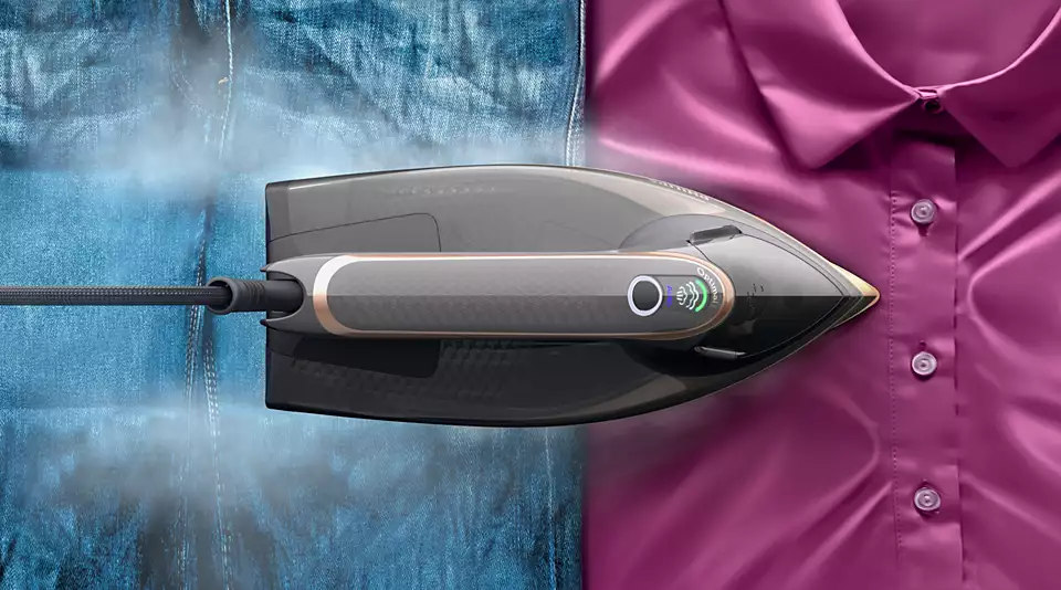 PHILIPS 8000 sērijas Tvaika gludeklis,3000W, melns DST8041/80
