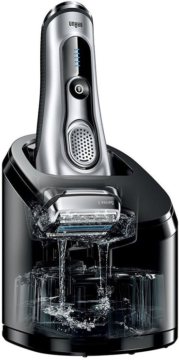 BRAUN maināmas kasetnes ar tīrīšanas šķidrumu  skuvekļiem Clean&Renew CCR3+1