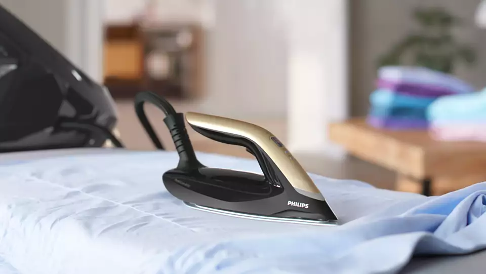 PHILIPS Perfect Care tvaika ģeneratora gludeklis PSG8130/80