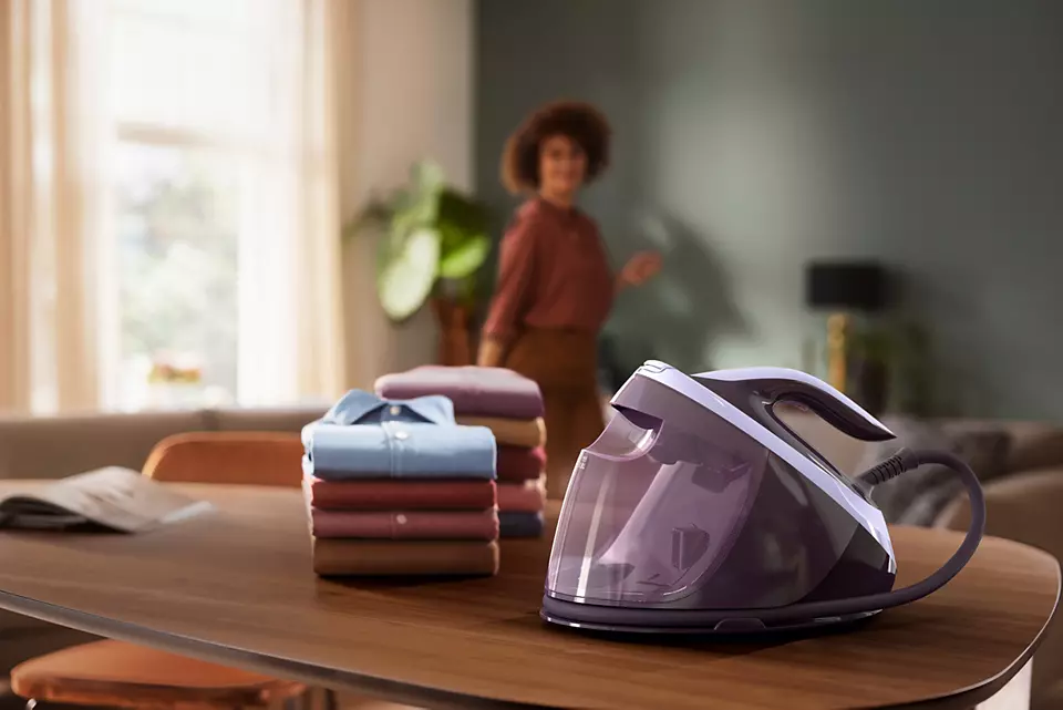 PHILIPS Perfect Care tvaika ģeneratora gludeklis PSG7050/30