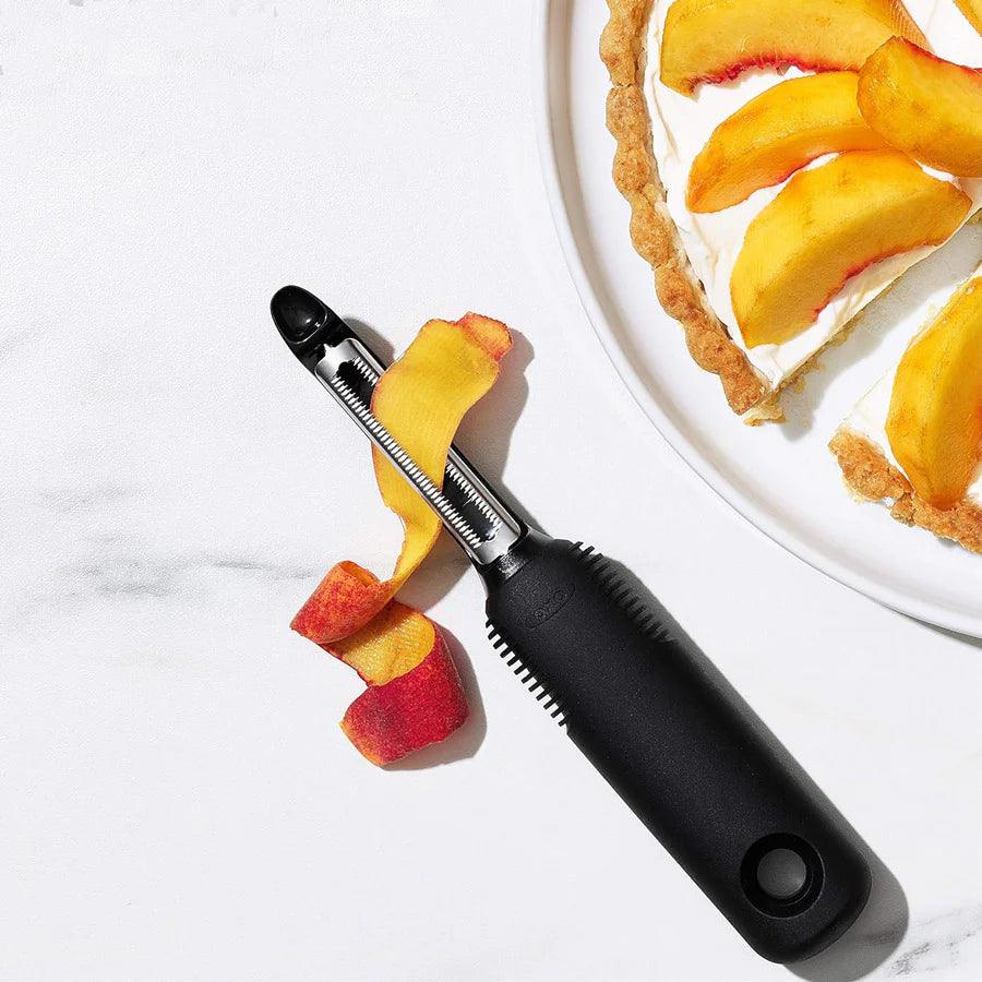 Mizotājs OXO Serrated Peeler 1061242 - DomoTehnika