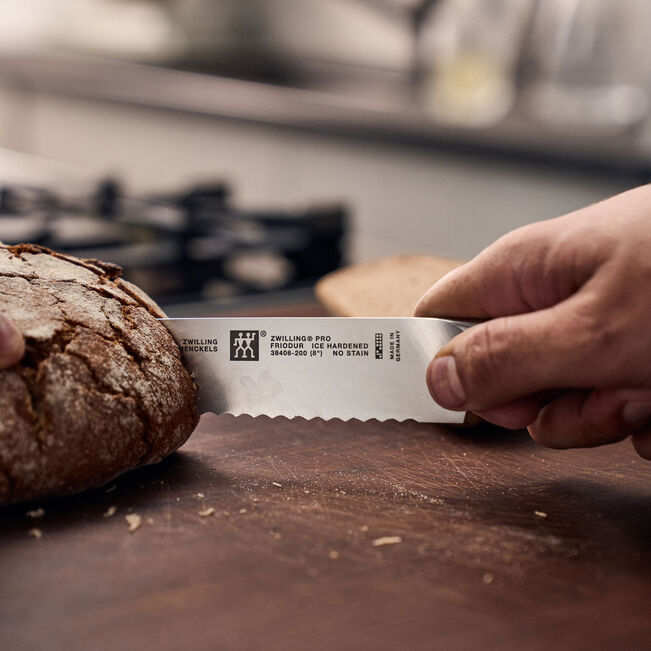 Maizes nazis ZWILLING Pro, Bread knife, 200mm 1002800 / 38406-201-0
