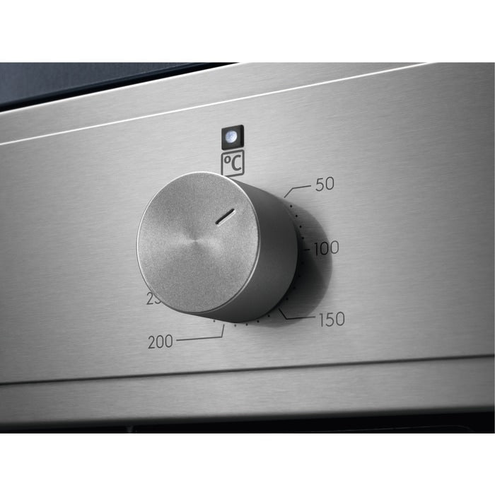 Electrolux cepeškrāsns, iebūv., 72l, tērauda EOF3F00X