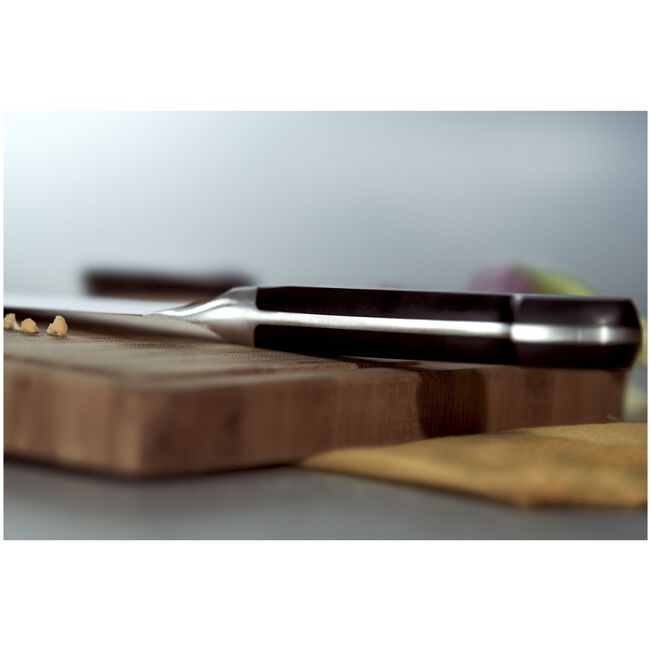 Šefa nazis ZWILLING Pro, Chef's knife, 200mm 1002774 / 38401-201-0