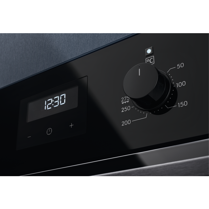 Electrolux cepeškrāsns, iebūv., melna EOD3C70TK