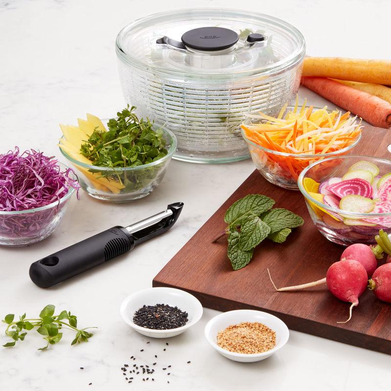 Salatu sausinātājs OXO Little Salad & Herb Spinner 1351680 - DomoTehnika