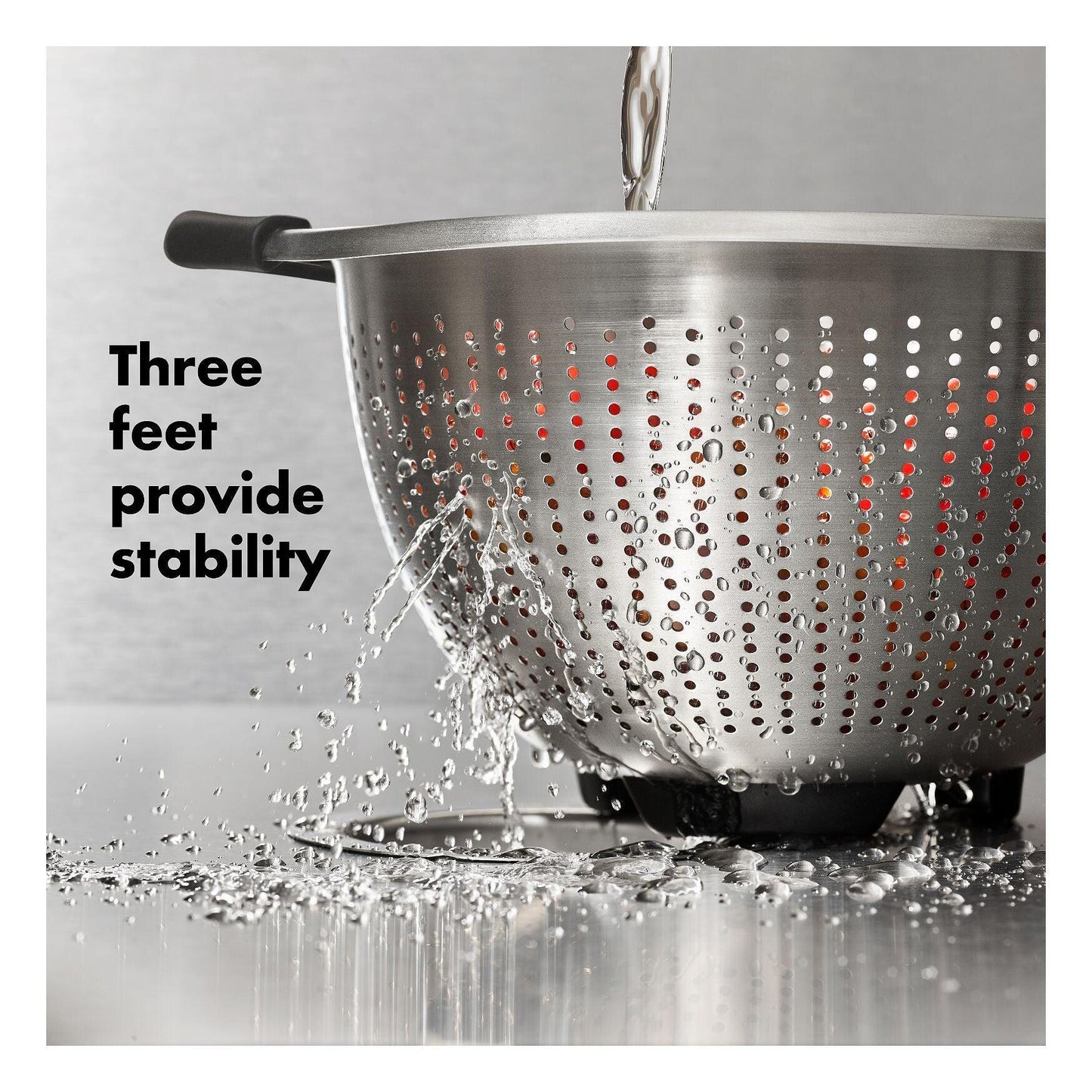 Caurduris OXO Stainless Steel Colander - 2.8L - DomoTehnika