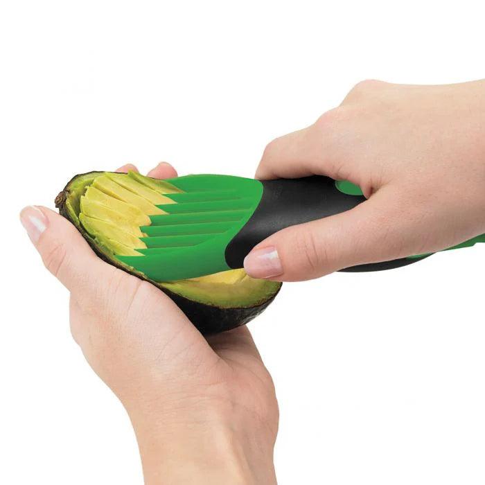 Avokado nazis OXO 3-in-1 Avocado Slicer - Green 1252180 - DomoTehnika