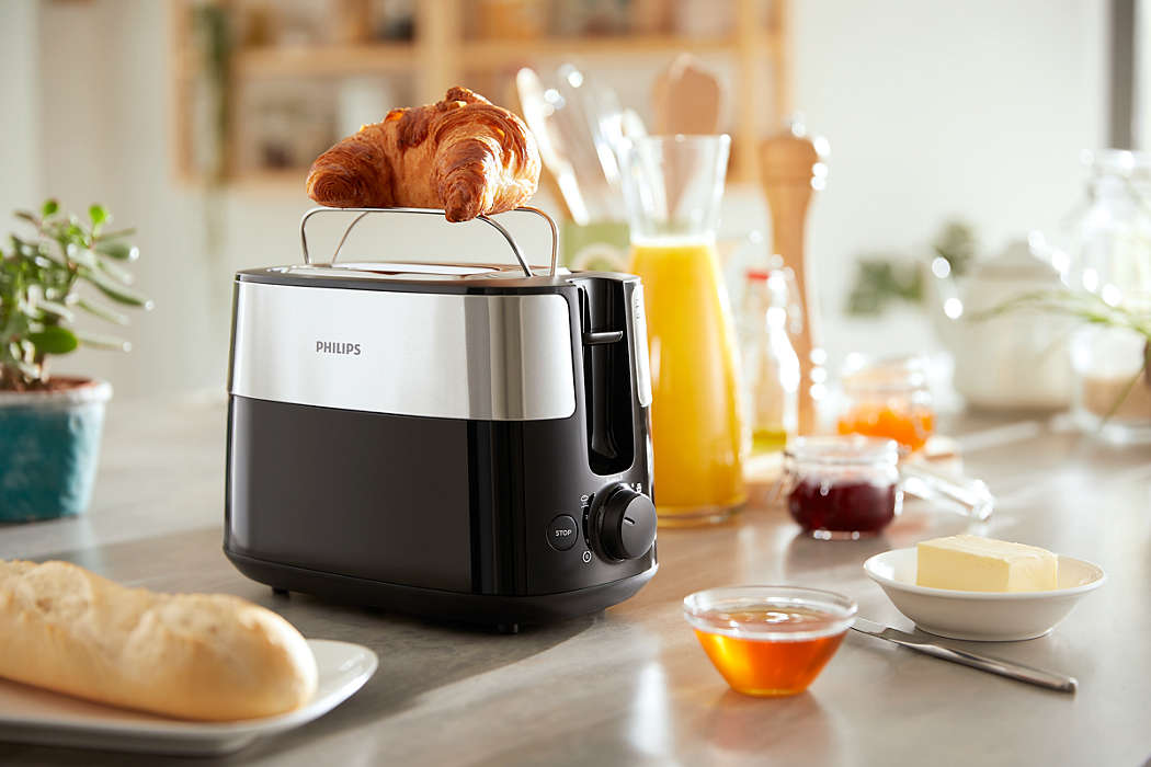 PHILIPS Daily Collection Tosteris, 830 W (melns) HD2516/90