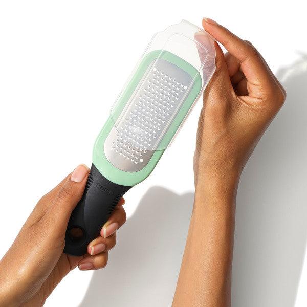 Rīve OXO Etched Ginger & Garlic Grater - DomoTehnika