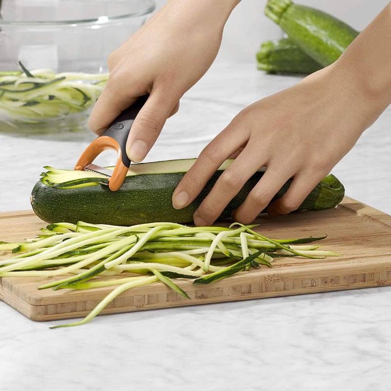 Mizotājs OXO Julienne Prep Peeler 11259100 - DomoTehnika