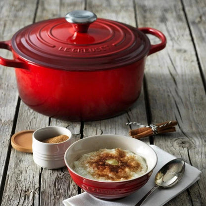 Кастрюля LE CREUSET Чугунная кастрюля круглая Ø24см / 4,2л красная