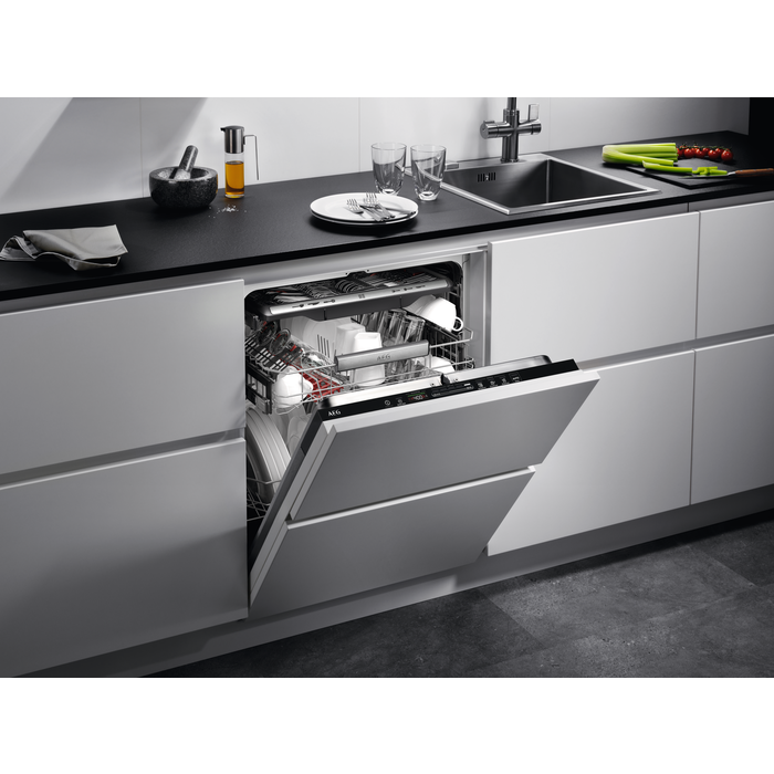 AEG trauku mazgājamā mašīna (iebūv.), 60 cm FSE74738P
