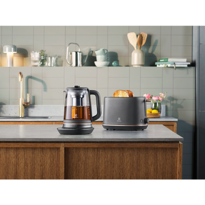 Electrolux tējkanna 1.7l E7GK1-8BP