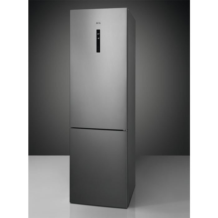 AEG 8000.sērijas No Frost Brīvstāvošs Ledusskapis ar saldētavu, 201 cm RCB736E7MX