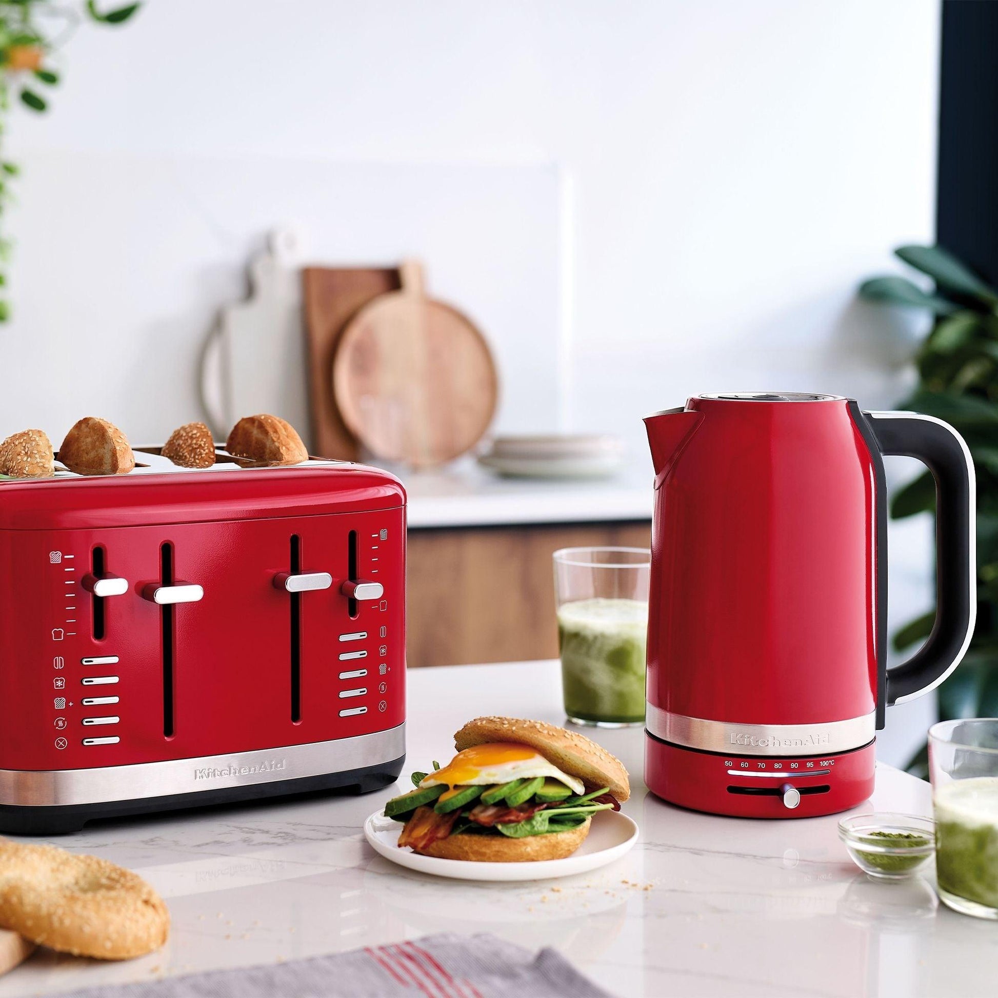 Tējkanna KITCHENAID 5KEK1701EER EMPIRE RED 1.7L - DomoTehnika