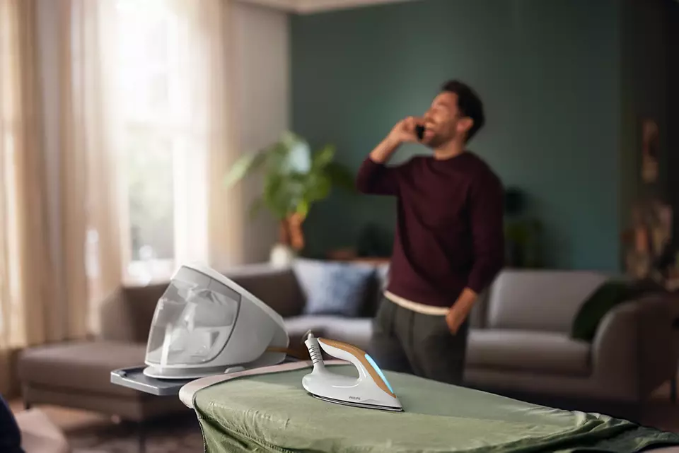 PHILIPS Perfect Care tvaika ģeneratora gludeklis PSG7040/10