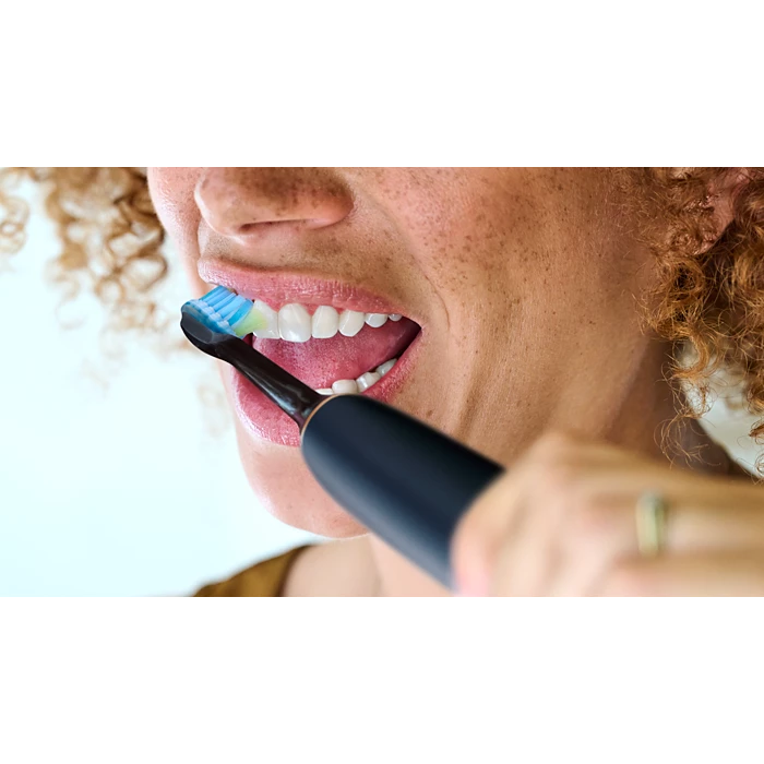 PHILIPS Sonicare C3 Premium Plaque Defence zobu birstes uzgaļi, komplektā 4 + 1 gab, melns HX9045/88