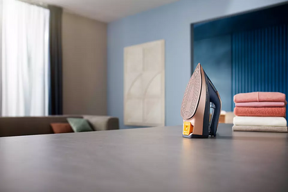 PHILIPS 8000 sērijas Tvaika gludeklis,3000W, tumši zils DST8050/20