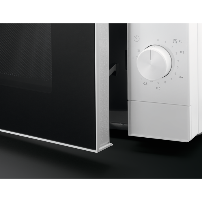 Electrolux mikroviļņu krāsns, balta EMZ421MMW