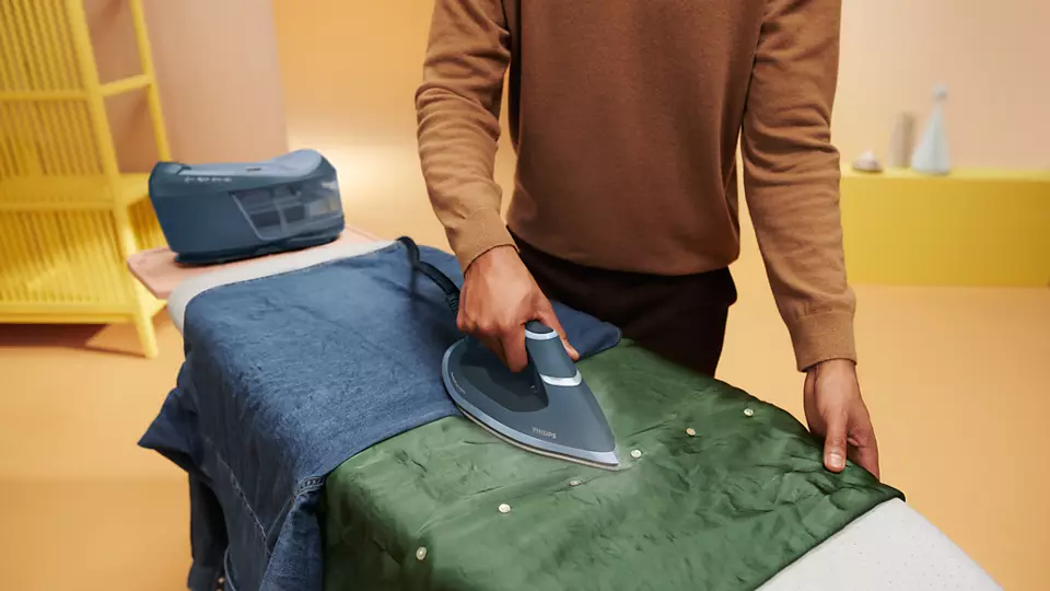 PHILIPS Perfect Care tvaika ģeneratora gludeklis, zils PSG6042/20