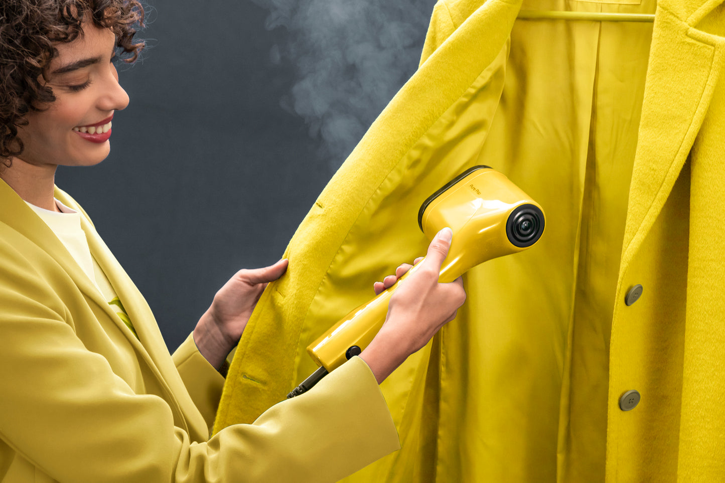 TEFAL Pure Pop rokas tvaika gludināšanas ierīce, 1300W, dzeltens DT2026E1