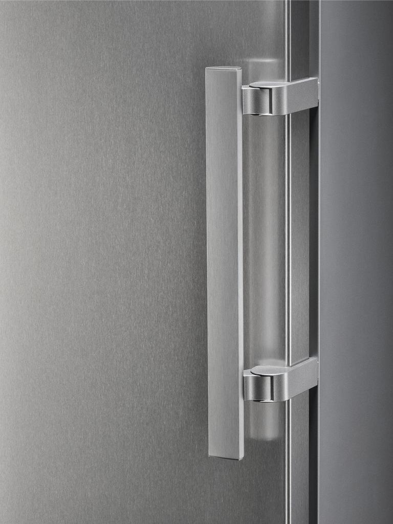 Electrolux No Frost brīvstāvoša Saldētava, 186 cm, E LUT6NE28U