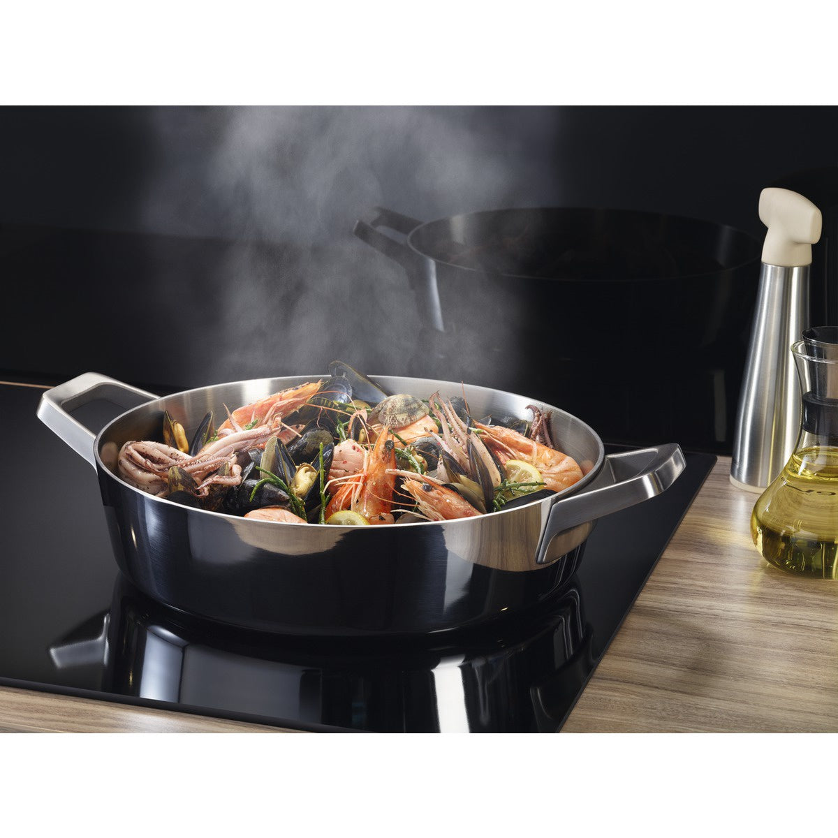 Electrolux tvaika nosūcējs (iebūv.), melns, 54 cm LFG716R