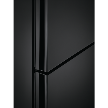 Electrolux ledusskapis ar saldētavu apakšā, ar Cooling 360° , ar MultiSpace, 186 cm, melns LNT7ME32M2