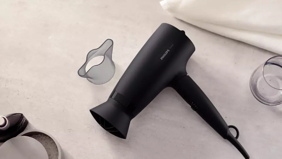 PHILIPS matu fēns 1600 W, melns BHD308/10