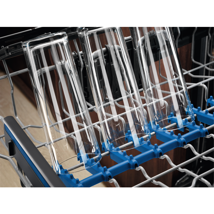 Electrolux šaura trauku mazgājamā mašīna, balta ESS42220SW