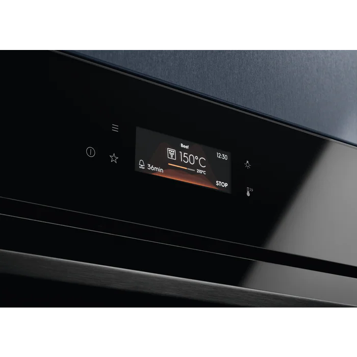 Electrolux iebūvējama cepeškrāsns CombiQuick ar mikrov.funkc. 43 l, melna EVL8E08Z