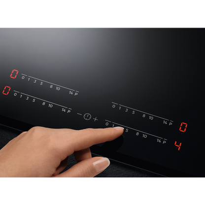 Built-in induction hob AEG IAE84411XB Exposition