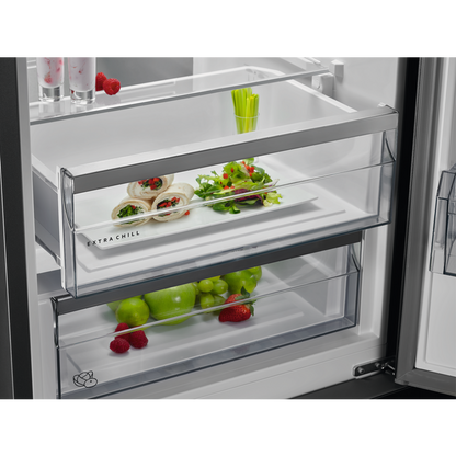 AEG 8000.sērijas No Frost Brīvstāvošs Ledusskapis ar saldētavu, 201 cm RCB736E7MX
