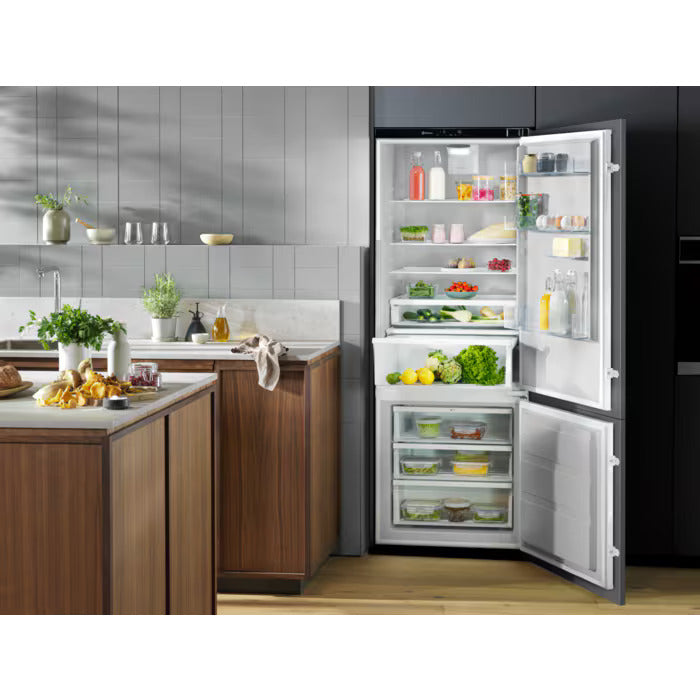Electrolux ledusskapis (sald.apakšā) 188.4cm ENP7TD75S
