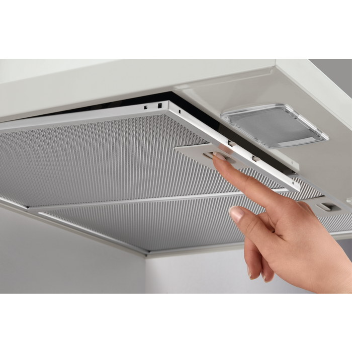 Electrolux tvaika nosūcējs skursteņa tipa, 60cm EFC226V