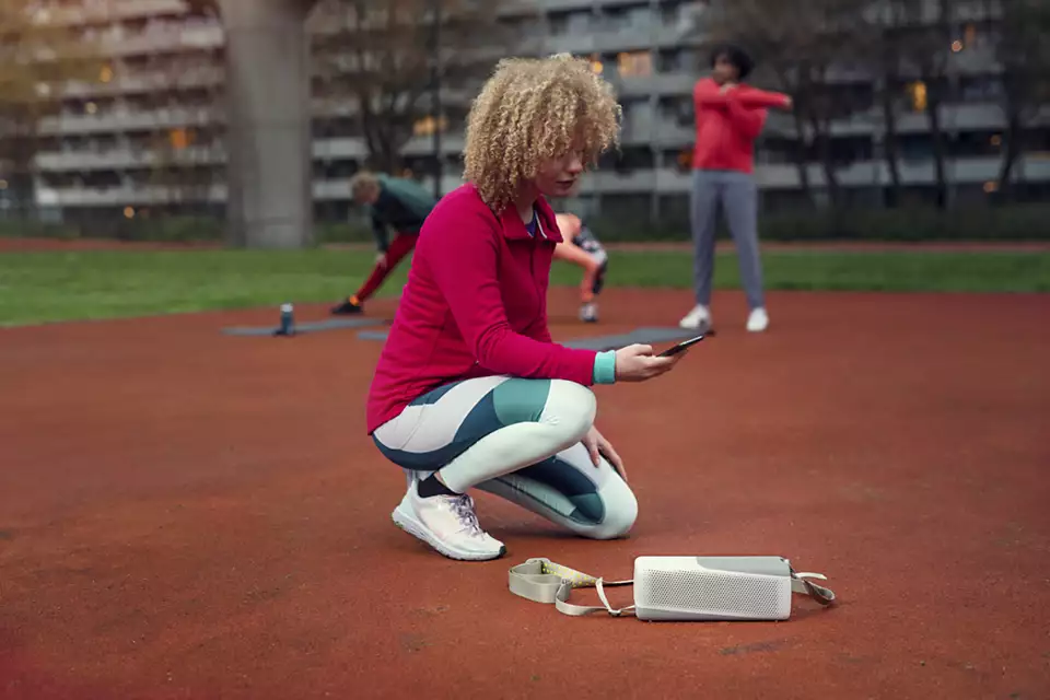 PHILIPS Bluetooth skaļrunis ar iebūvētu  mikrofonu, D71mm,  balts TAS7807W/00