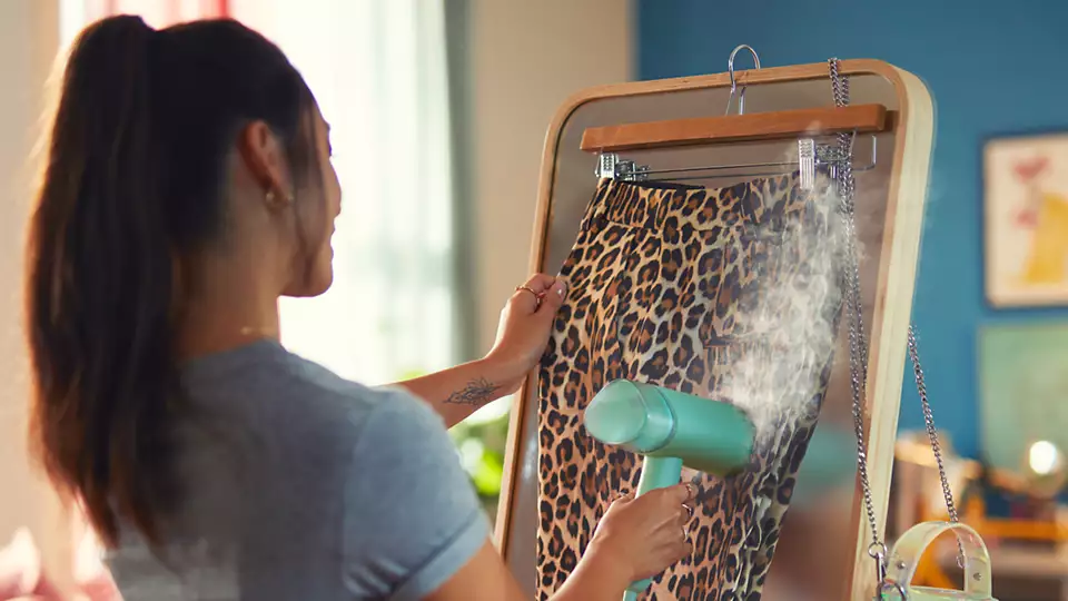 PHILIPS rokas tvaika gludināšanas ierīce, 1000W STH3010/70