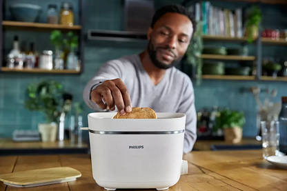 PHILIPS Eco Conscious Edition Tosteris, 830W, zīda balti matēts HD2640/10