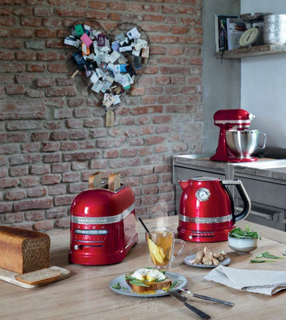 Tējkanna KITCHENAID 5KEK1522ECA CANDY APPLE 1.5L - DomoTehnika